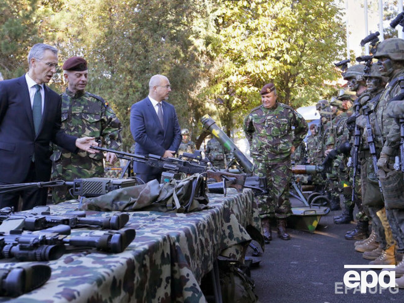 Єнс Столтенберг відвідав сили Альянсу, розгорнуті в Румунії