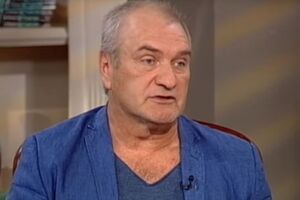 Самолет без Балуева вылетел в московский аэропорт Внуково из Калининграда