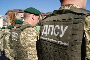 Рух транспорту і пішоходів припинили в ніч на 1 листопада