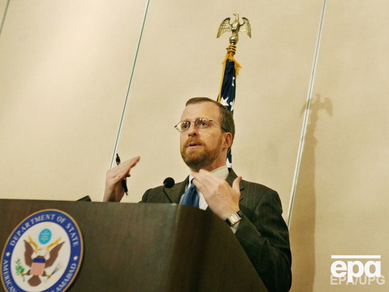 Крамер уважає місію Волкера нездійсненною