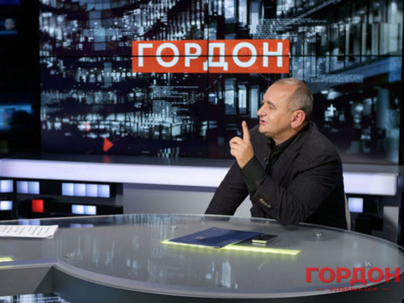 Матиос рассказал о мерах по задержанию людей, причастных к подготовке терактов в Украине