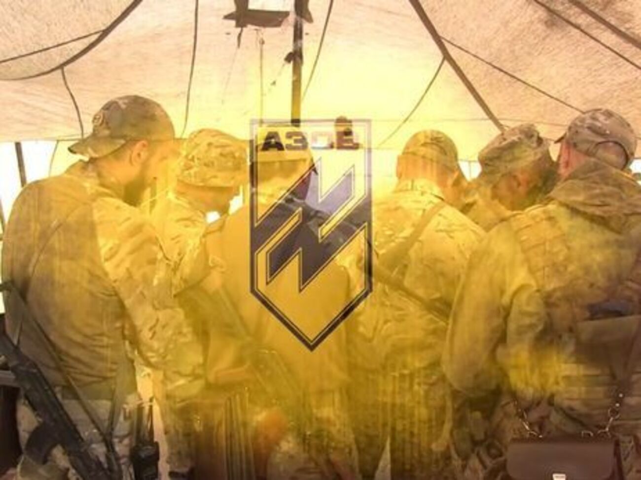 Засудженого обвинувачують в участі у бойових діях у складі полку "Азов" у листопаді 2014 року