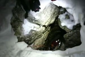 Чоловік провів у прірві п'ять днів