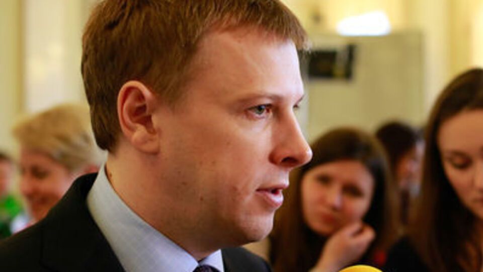 Віталій Хомутиннік є співголовою депутатської групи "Партія "Відродження"