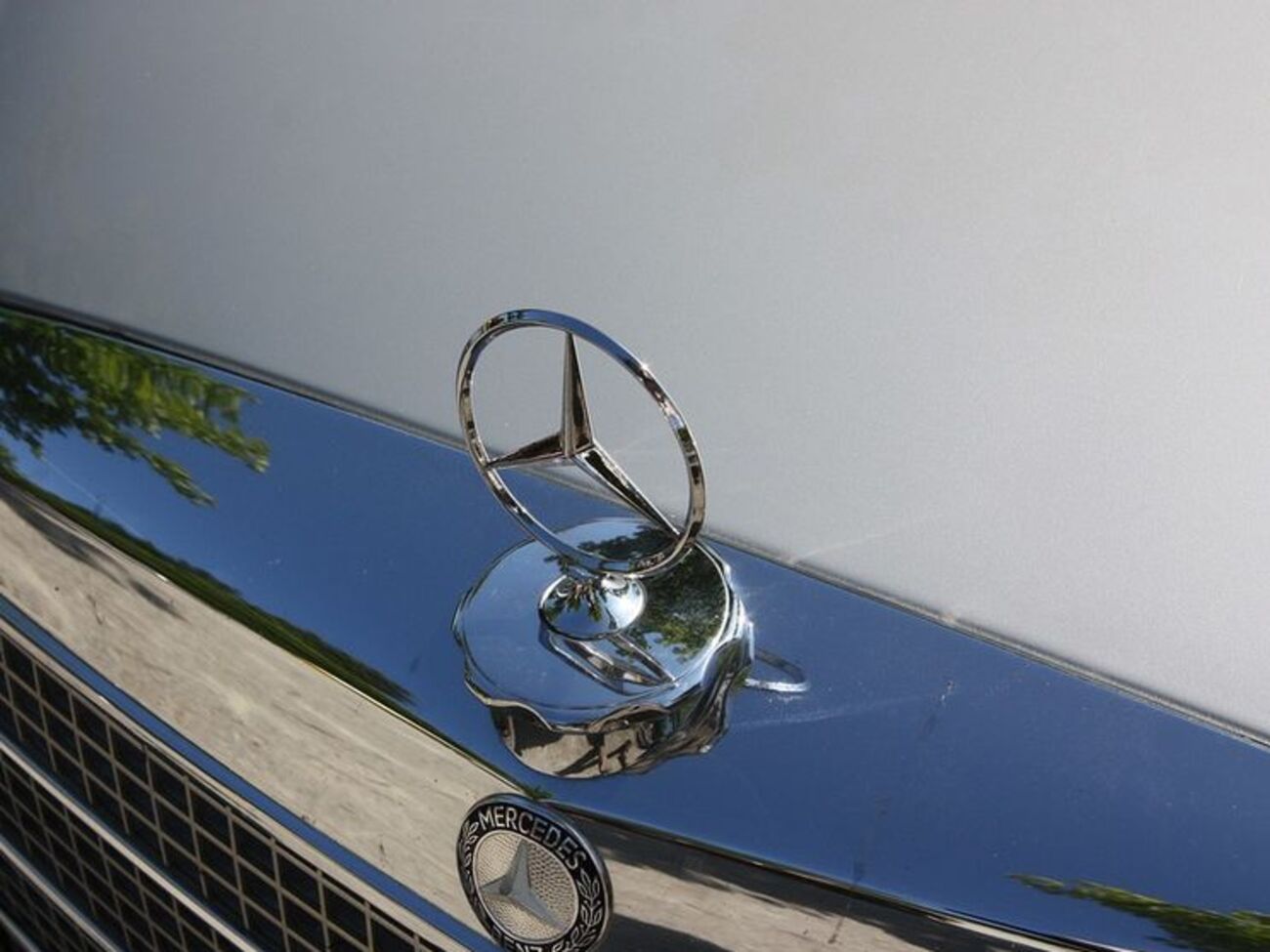 Власника Mercedes на литовських номерах оштрафували на 3,38 млн грн