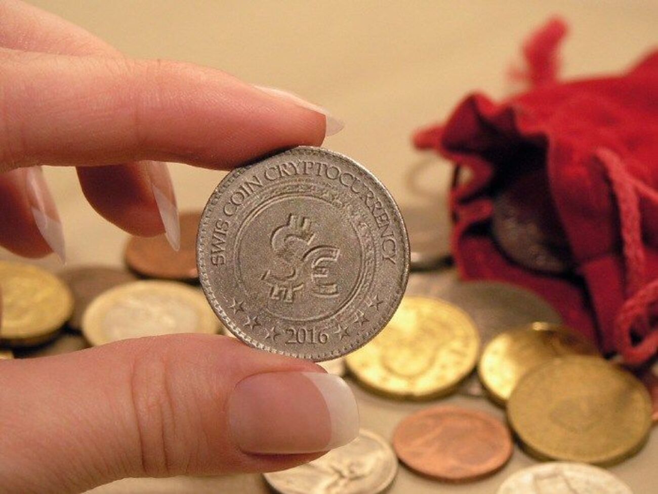 Генпрокуратура розслідує псевдовпровадження в Україні криптовалюти SwisCoin