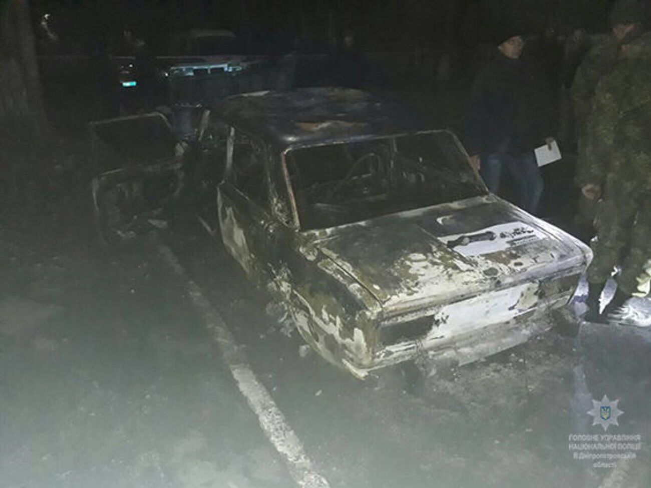 Попередньою причиною вибуху авто з поліцейськими назвали постріл із РПГ-18
