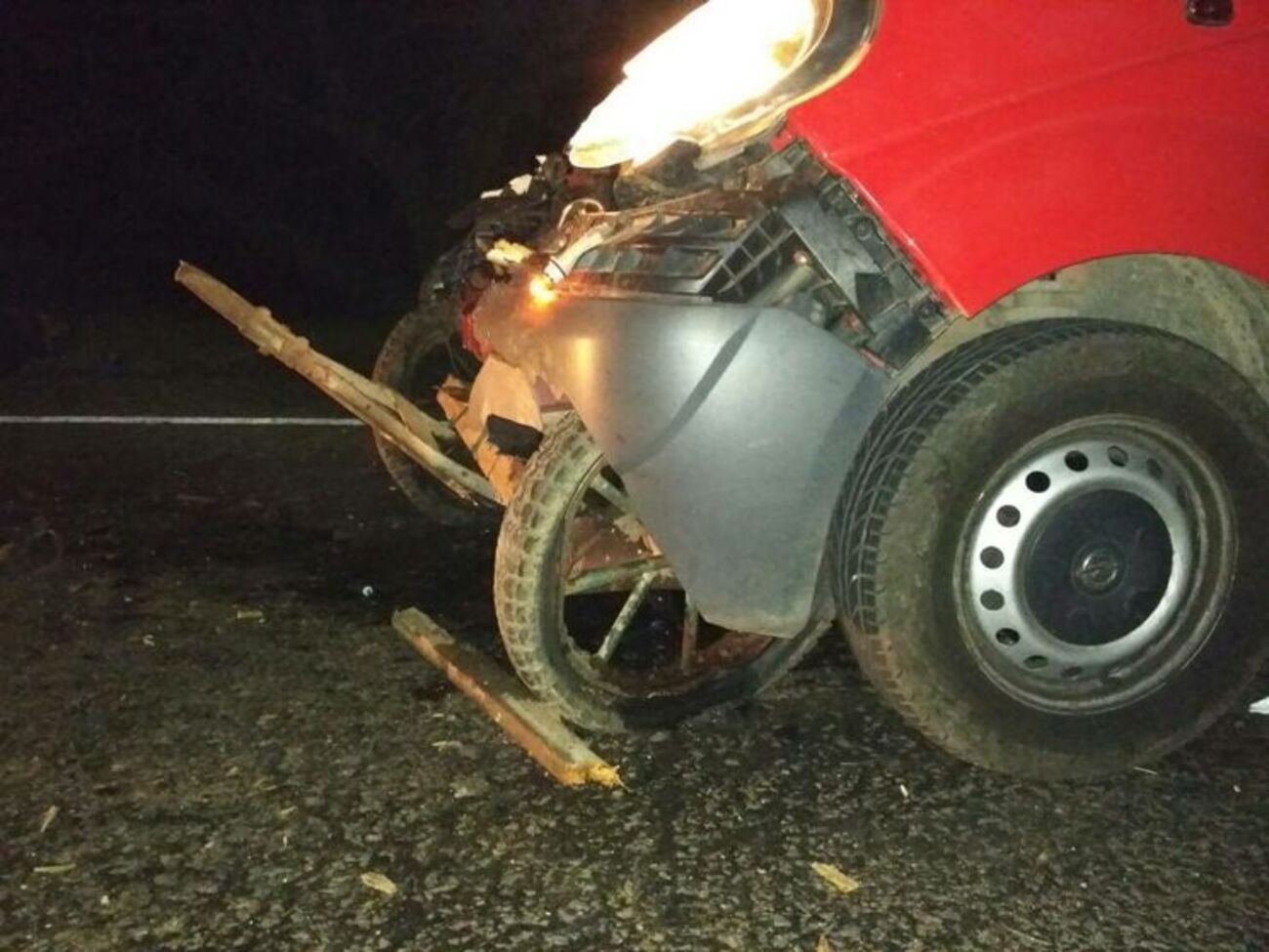 С подводой столкнулся Opel