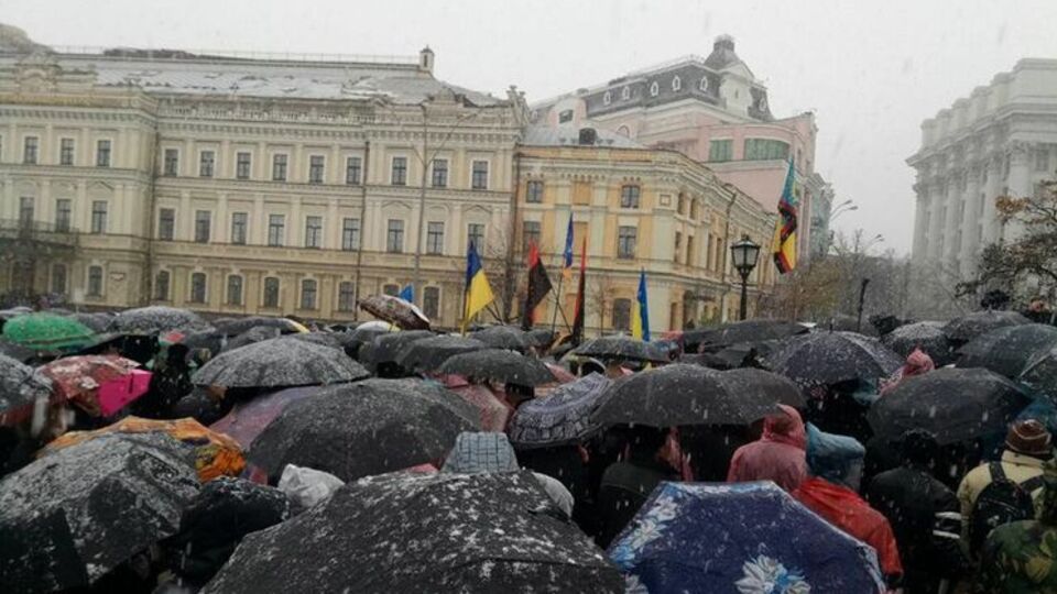 Колона протестувальників у Києві