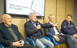Главный ученый Yunasko Юрий Малетин, бизнесмен и меценат Игорь Янковский, основатель AVentures Capital Андрей Колодюк, директор по инновациям Noosphere Михаил Рябоконь