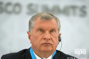 Ожидалось, что Сечин придет на заседание суда 13 ноября, но он не явился