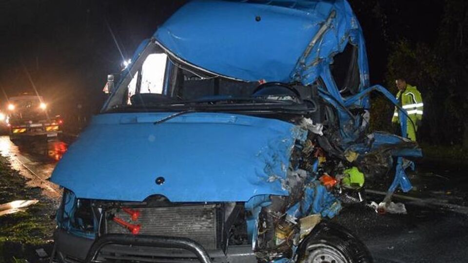 Попередньо, Mercedes Sprinter виїхав на зустрічну смугу