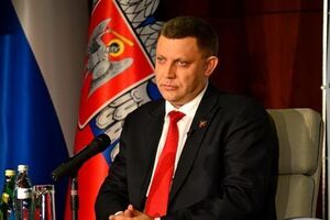 Захарченко вважає, що триває підготовка до наступу