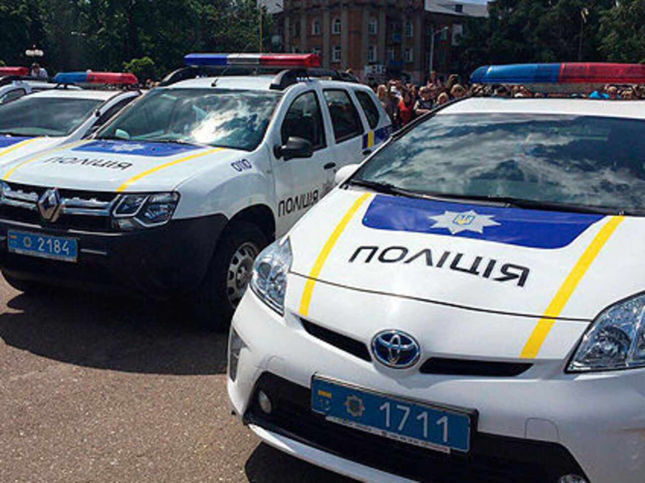 Полицейскую машину повредил коллега, пишет сумское издание