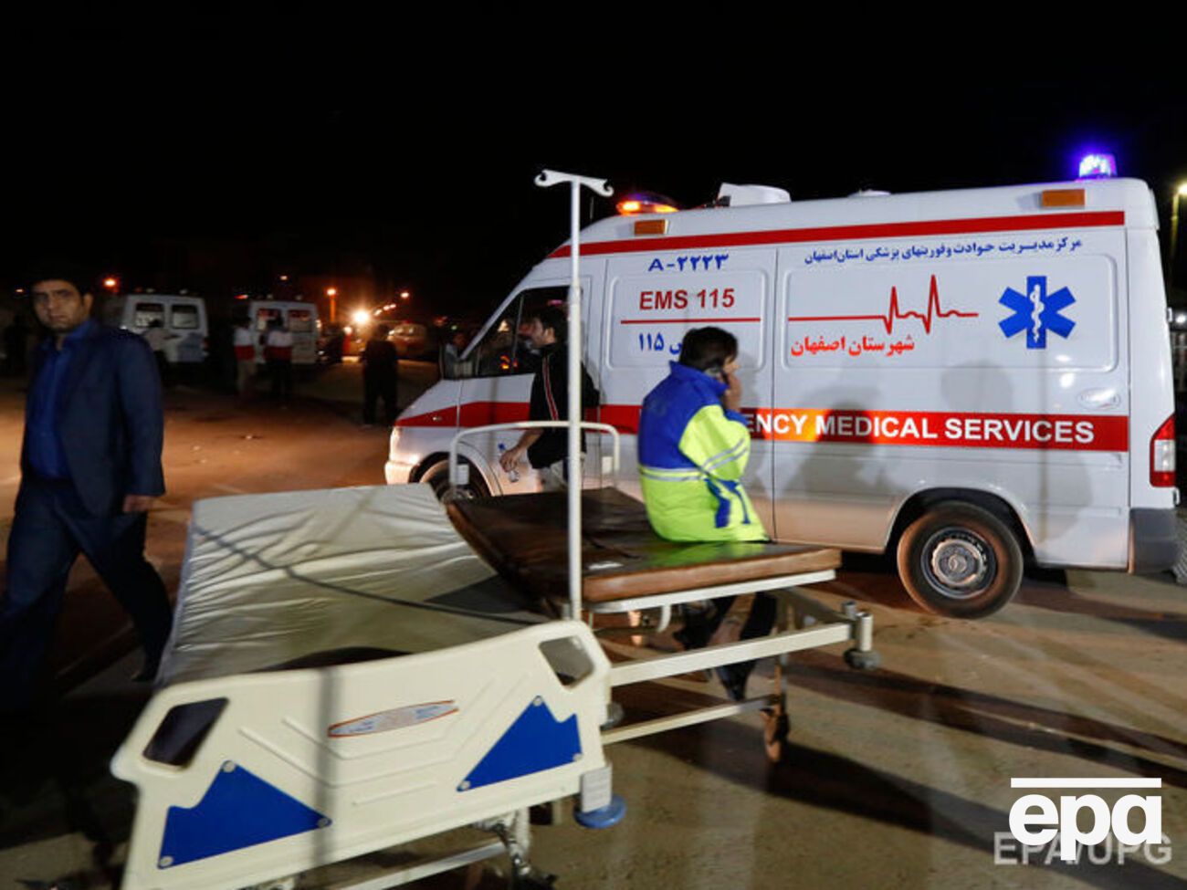 Тяжелораненых эвакуируют в столичные госпитали