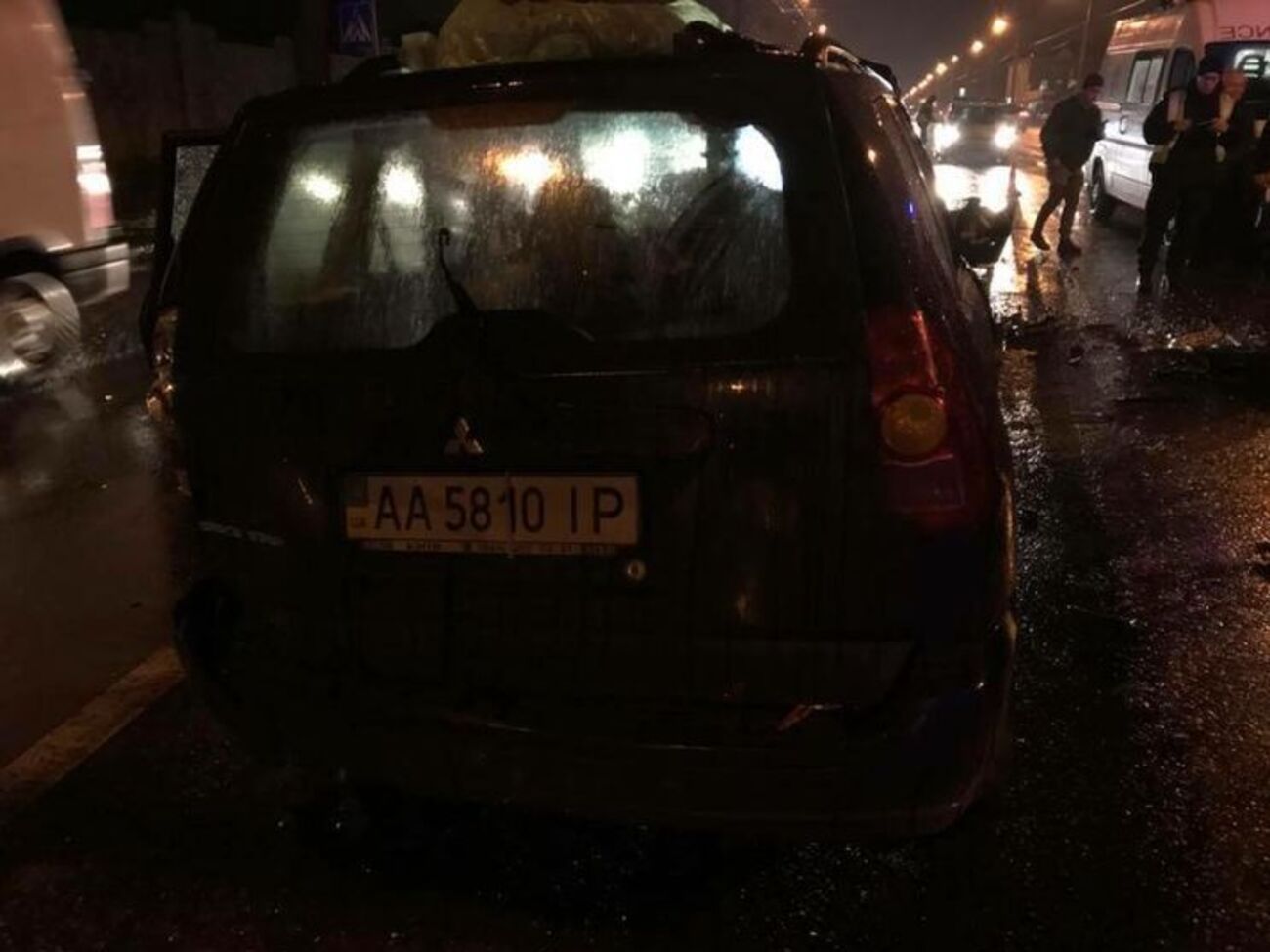 Пасажир Mitsubishi загинув, у водія &ndash; тяжкі травми