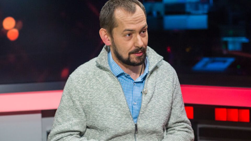 Цимбалюк: Толстовку з "укропом" продано у фонд телеканала ATR. До того ж я продав її двічі й отримав $604
