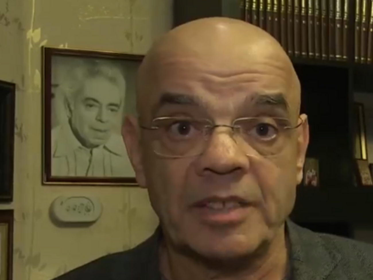 Райкин 30 лет руководит "Сатириконом"