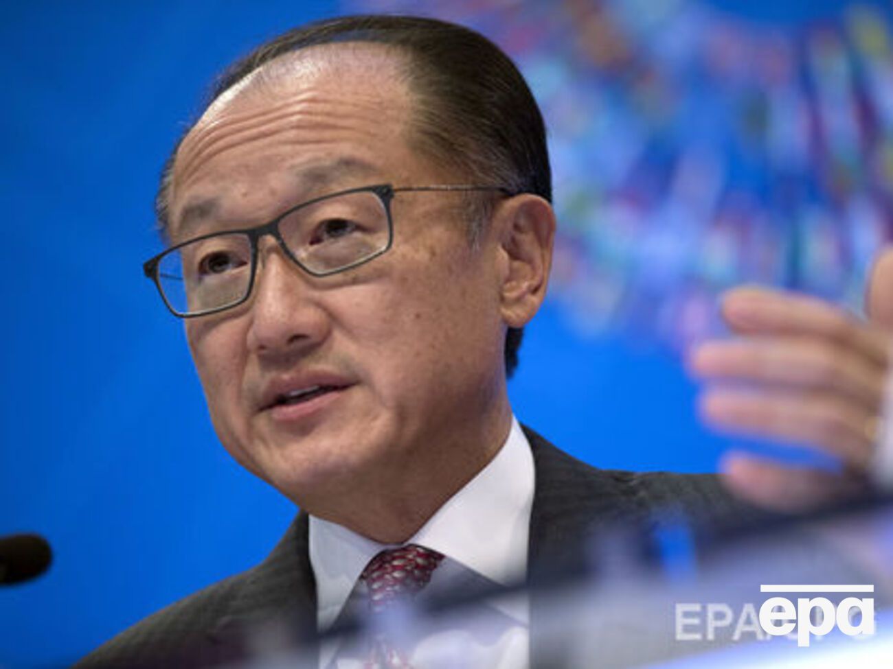 Ким:&nbsp;Я знаю, что ваш Кабинет Министров работает над земельной реформой. И мы будем помогать, чтобы довести это до конца