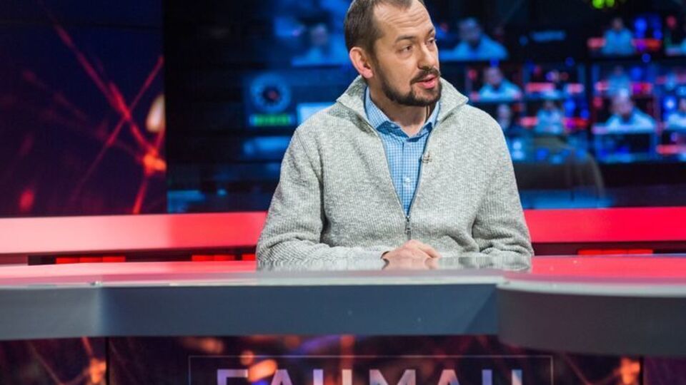 Цимбалюк: У них устроено так: если ты не поддерживаешь линию партии, то – досвидос!
