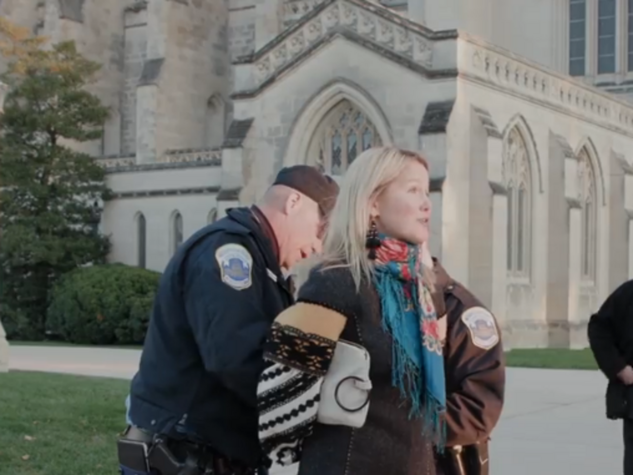 Активистку задержала полиция