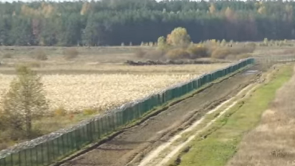 Будівництво "Стіни" стартувало восени 2014 року
