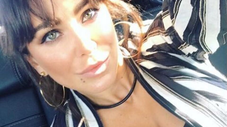 Ані Лорак вийшла на українську сцену