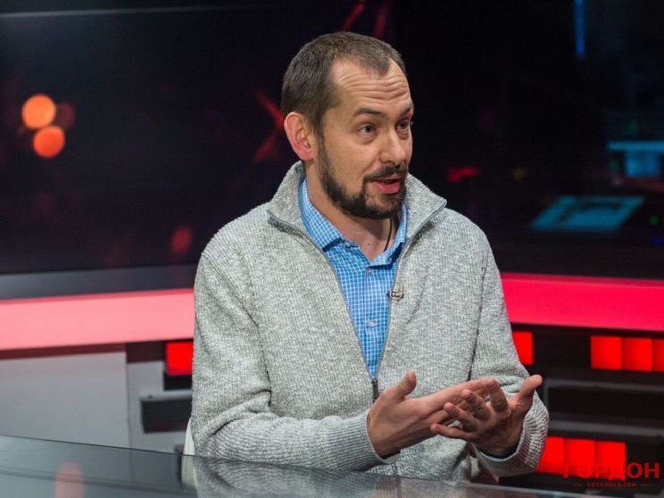 Цимбалюк: Людей звільнили від усього &ndash; від України, від фашизму, від роботи, від банкоматів, від аеропорту