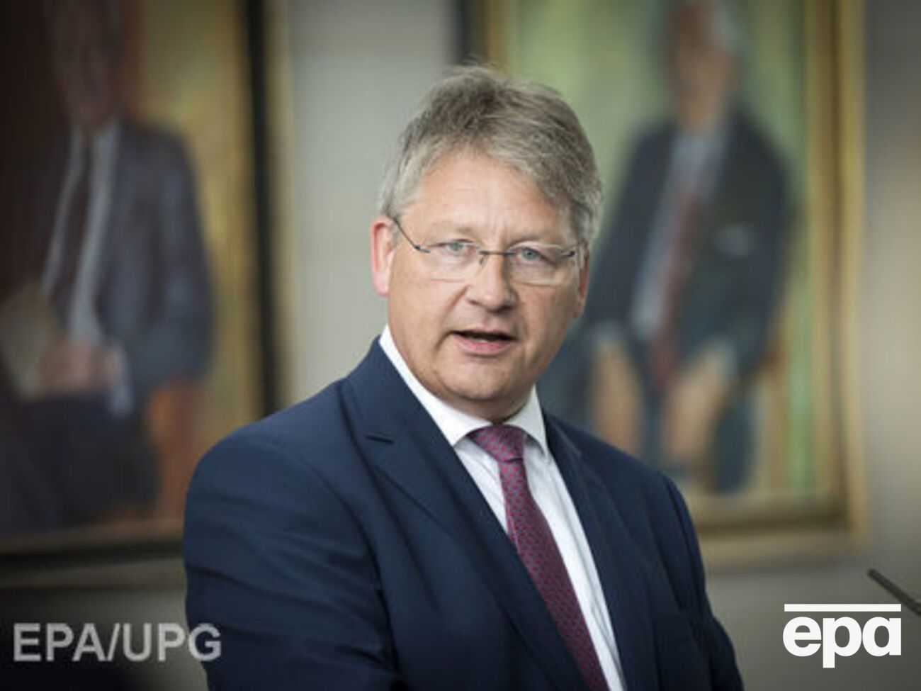 Каль переконаний, що не варто більше плекати надій щодо Криму