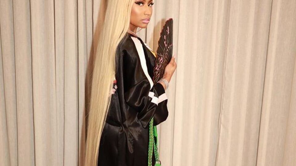 Минаж позировала для обложки Paper