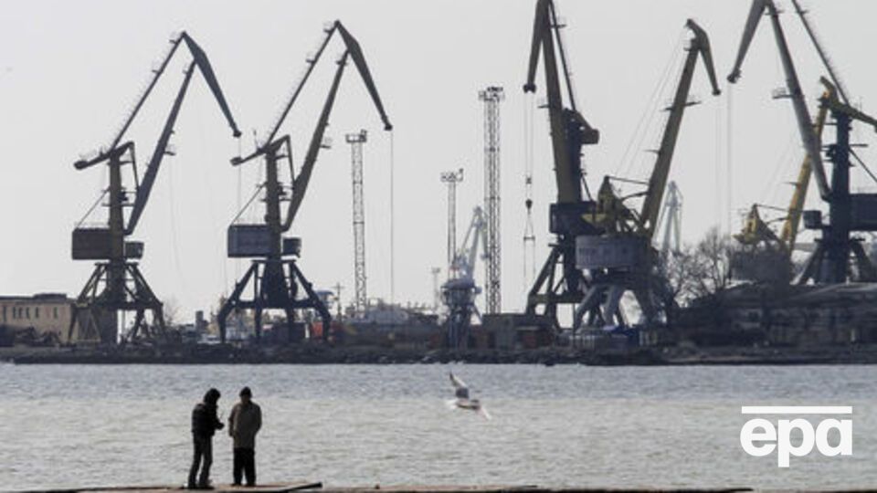 Провідного бухгалтера порту Южний поміщено під варту