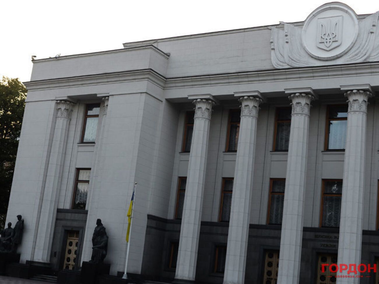 Рада приняла "антирейдерский" законопроект