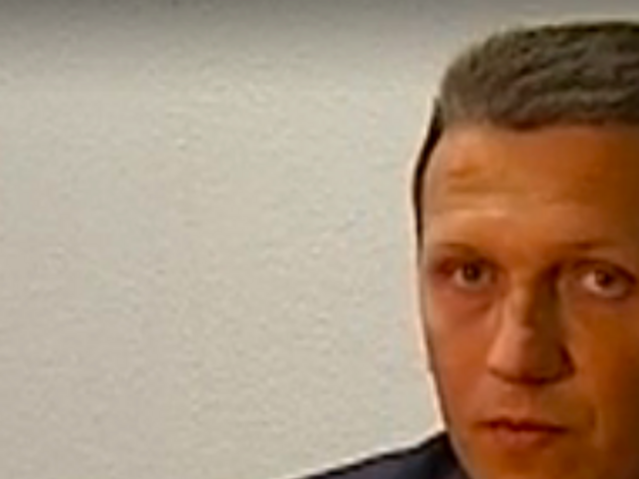 Роман Труба до квітня 2015 року працював в органах прокуратури