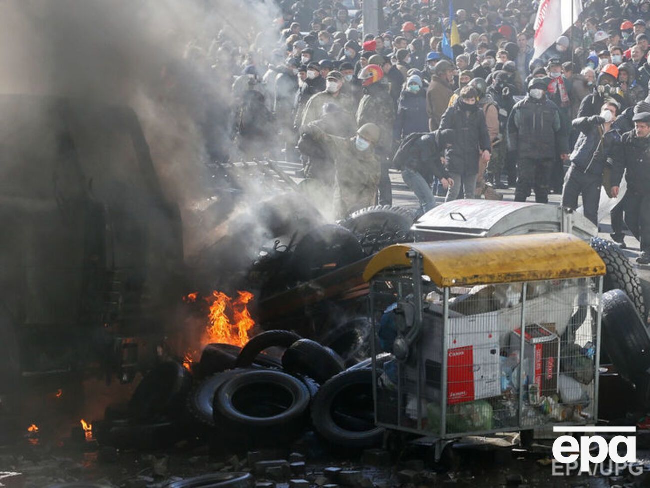 Узимку 2014 року в Києві пройшли масові антиурядові виступи