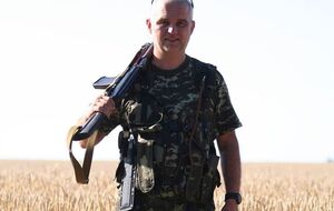 После выезда из Крыма Чернобук был в АТО