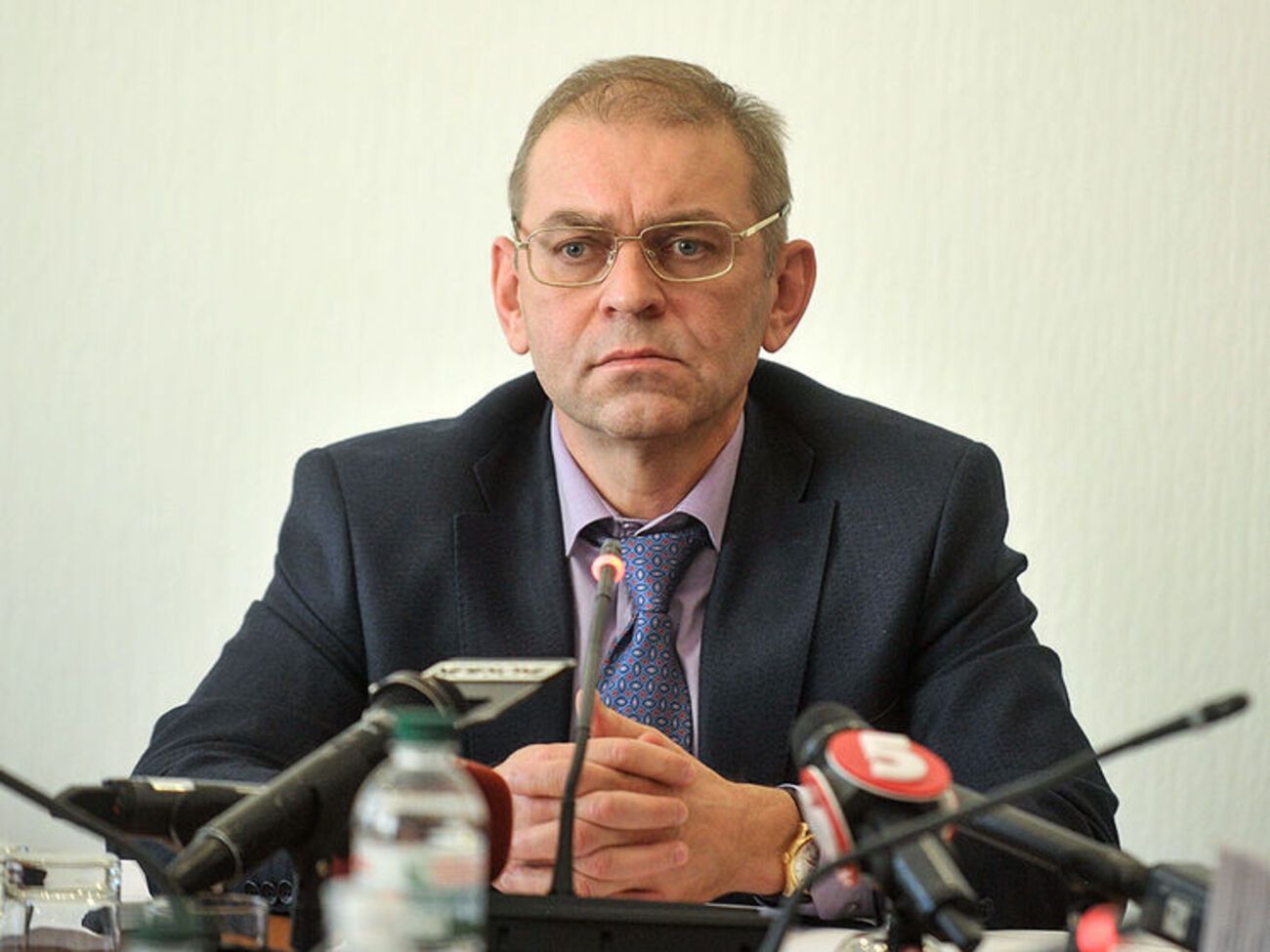 Пашинский назвал слухи о кумовстве с Трубой "дурней"