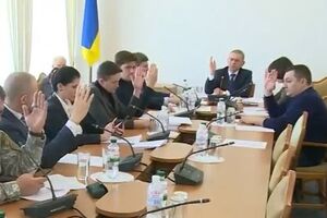 Дев'ять членів комітету проголосували за подання законопроекту №7163 про деокупацію Донбасу на розгляд ВР