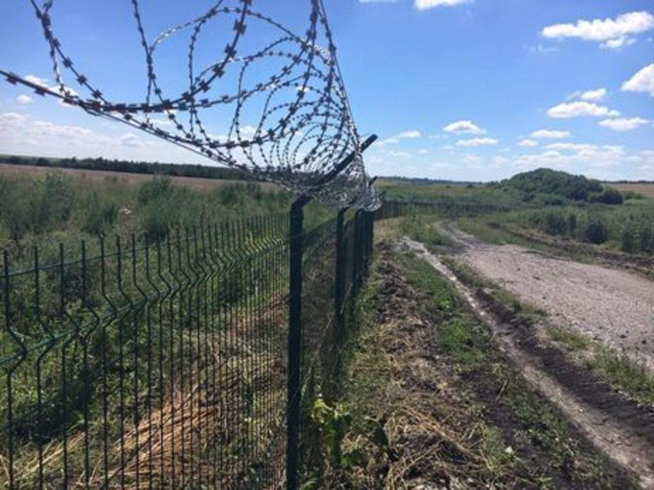 "Стіна" – це оборонна споруда на кордоні з Російською Федерацією