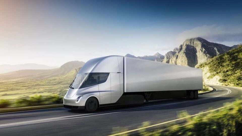 Вартості Tesla Semi Truck не озвучили
