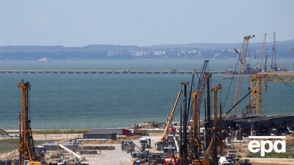 Будівництво Росією Керченського мосту заважає судноплавству, заявили в Україні