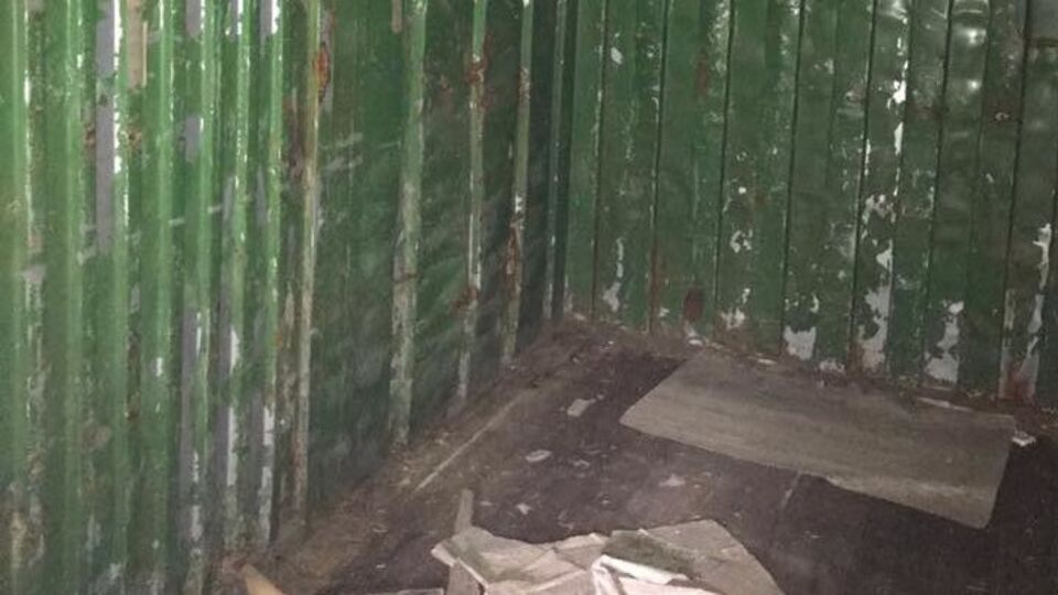 Под контролем чиновников были построены сооружения 10 взводно-опорных пунктов, которые не пригодны для использования в боевой обстановке и представляют опасность для жизни и здоровья военнослужащих