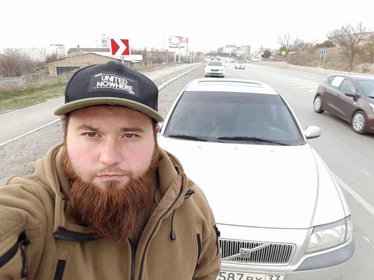 Бєлялов відомий громадськості тим, що не залишається осторонь від проблем свого народу