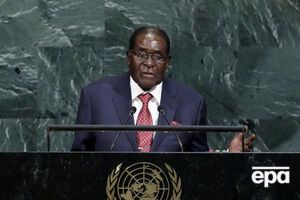 Мугабе правит страной 37 лет