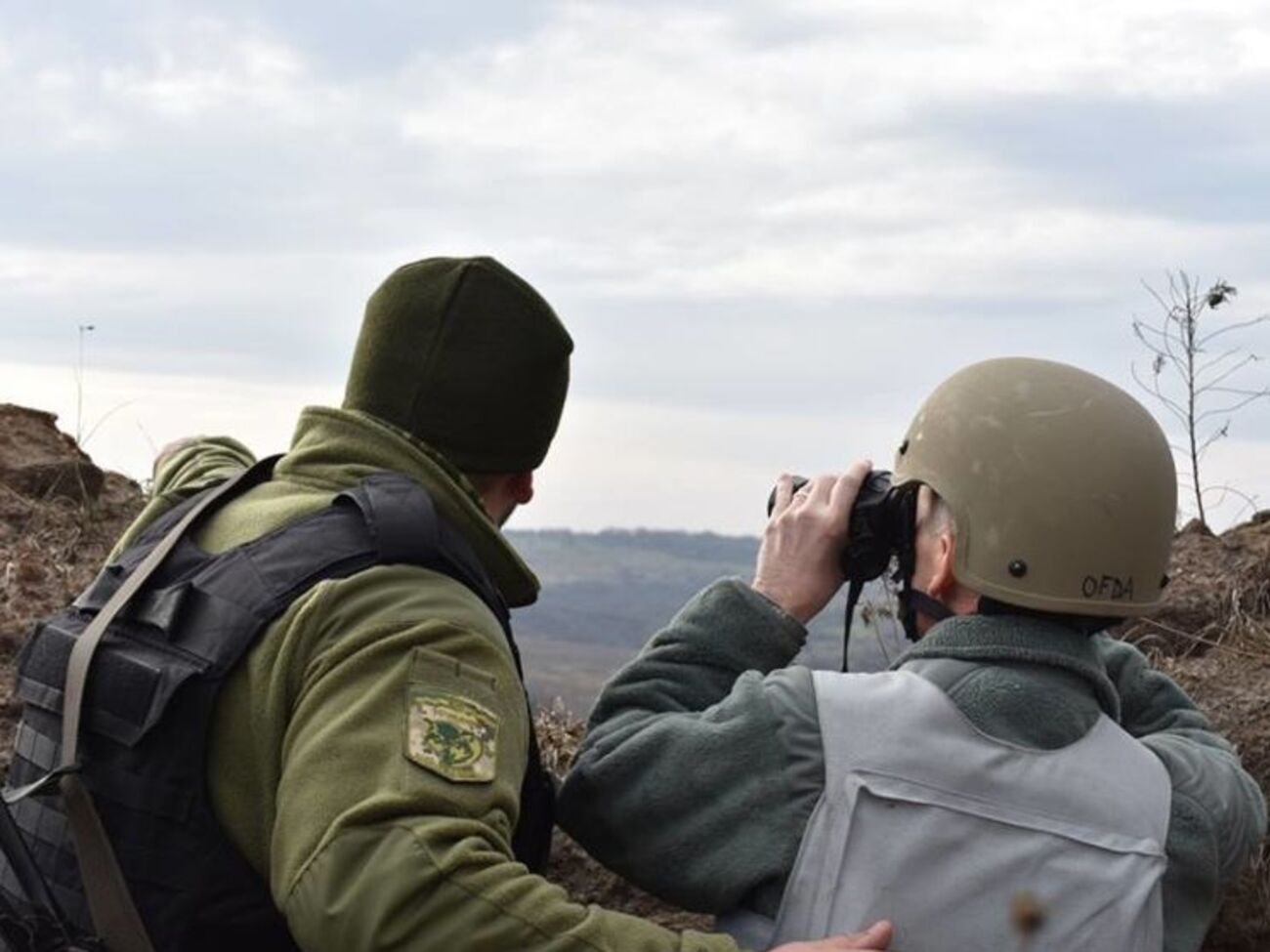 Український командир, який провів для американців "ризиковану екскурсію" по передовій, переконаний, що американські військові рішуче налаштовані підтримати Україну летальним озброєнням