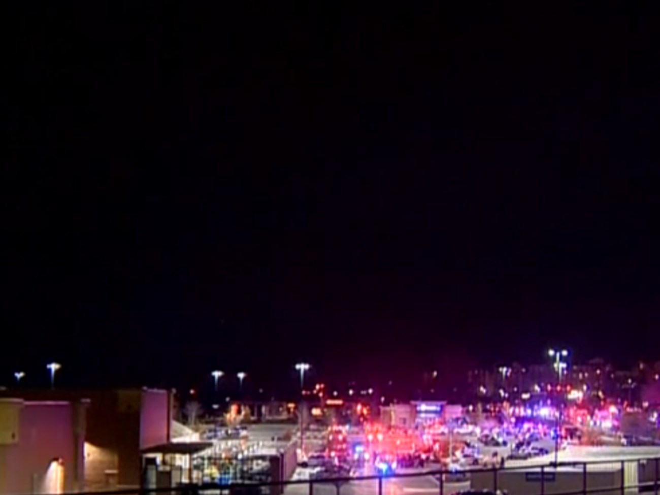 На месте преступления работают правоохранители