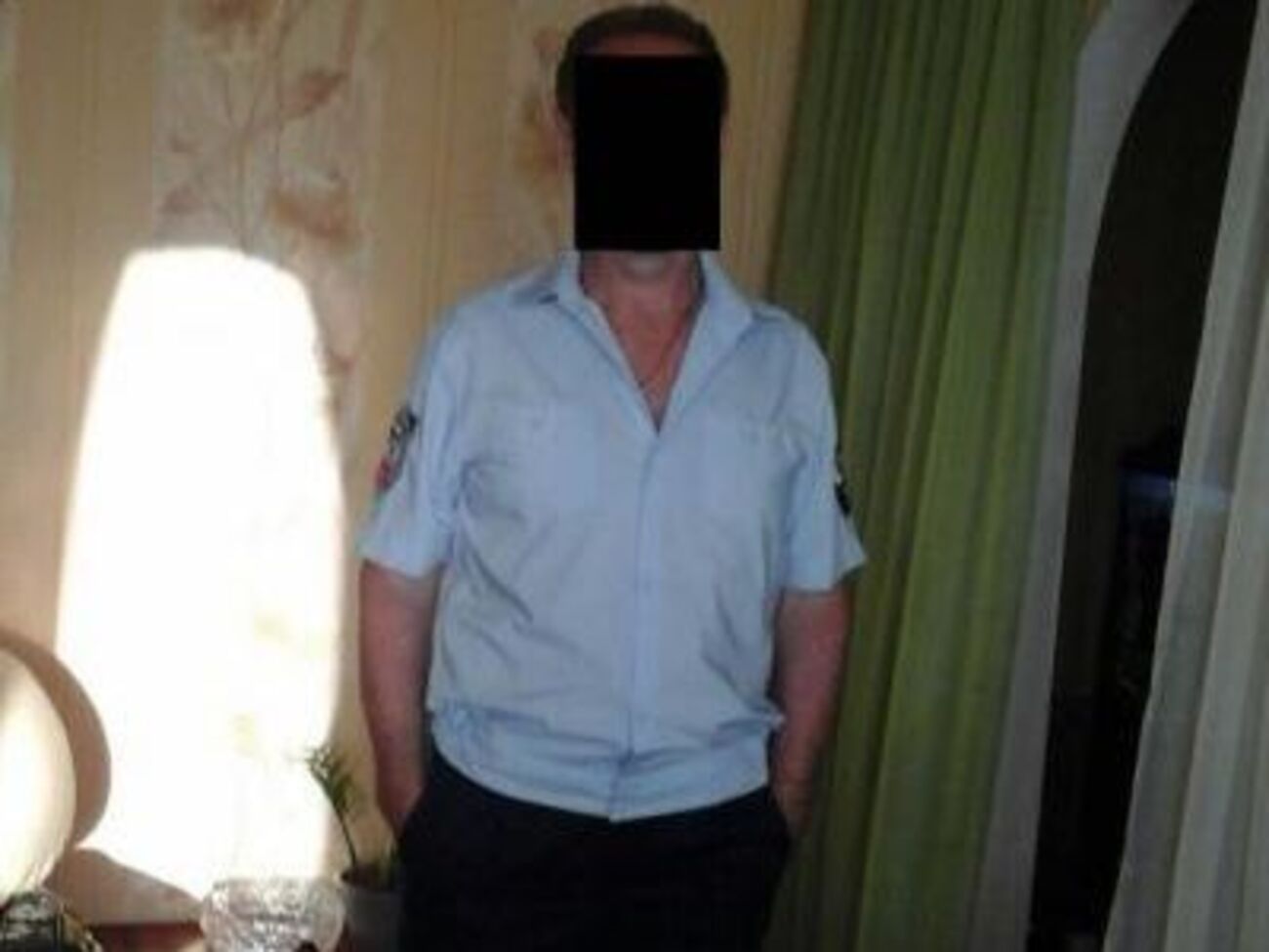 Чоловіка 1962 року народження передали співробітникам Національної поліції