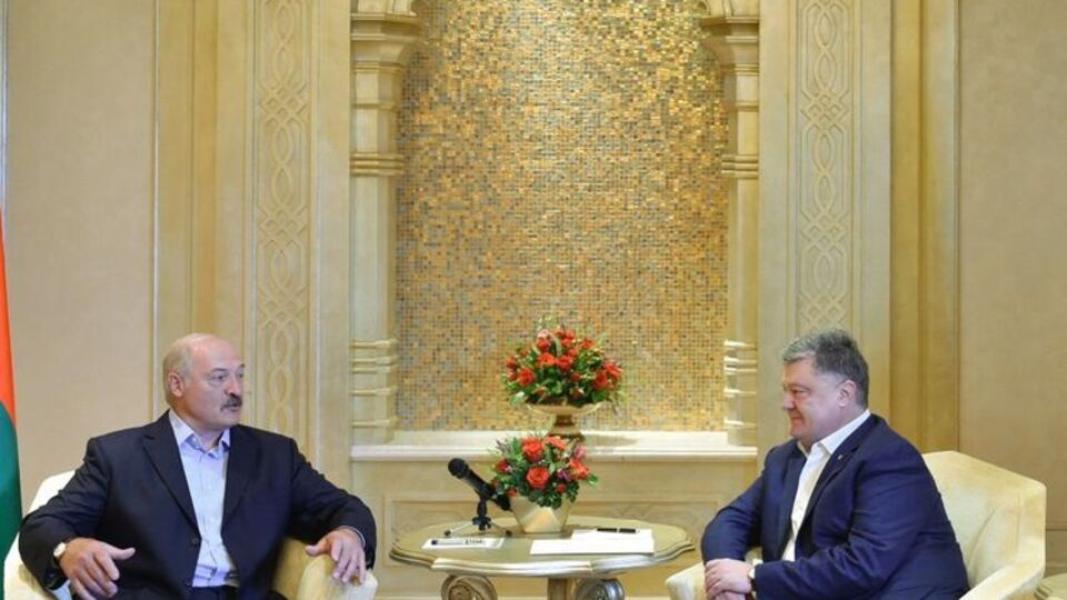 Порошенко и Лукашенко обсудили сотрудничество стран