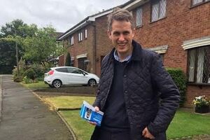 Уильямсону 41 год. В 2010-м он стал депутатом британского парламента