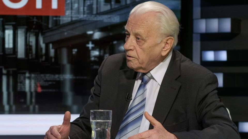 Cтепан Хмара: В Крыму люди просто ждали команды! Я целый ряд офицеров знаю, которые готовы были защищаться