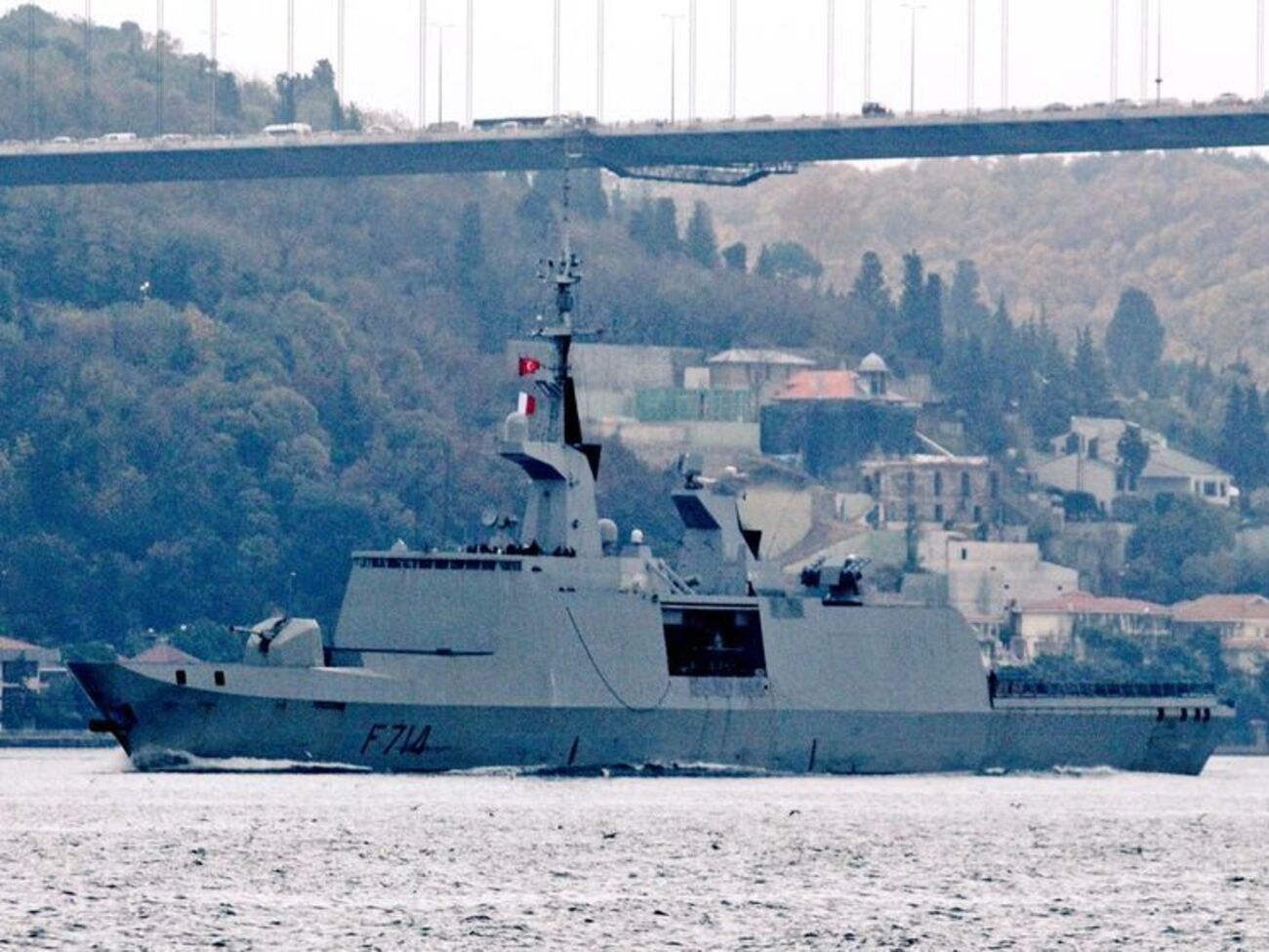 Судно вошло в акваторию Черного моря